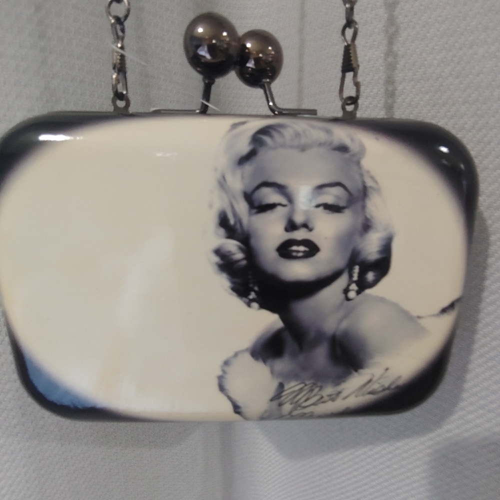 Marilyn Monroe purse